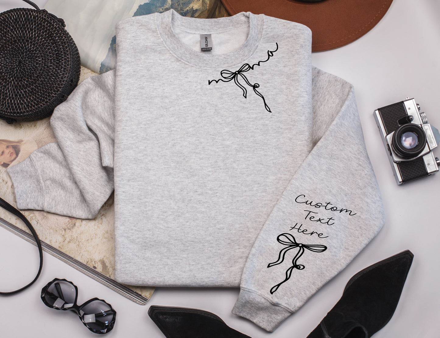 Momma Bow with Custom Name Sleeve